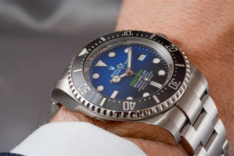 rolex deepsea blue vs sea dweller|Rolex Sea-Dweller deepsea 126660.